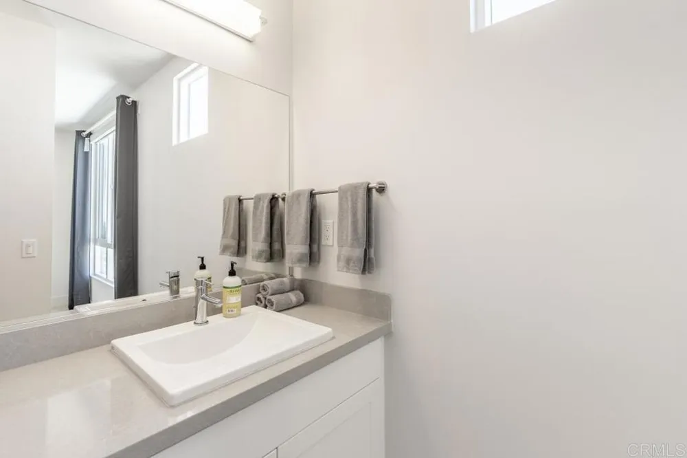1045 32nd Street #2 San Diego, CA 92102