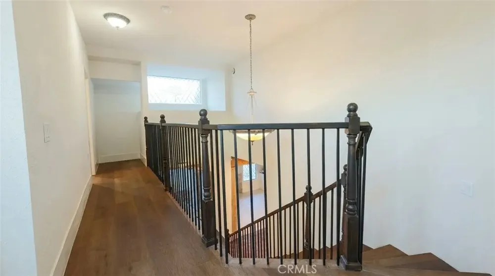 15604 Saddleback Canyon Country, CA 91387