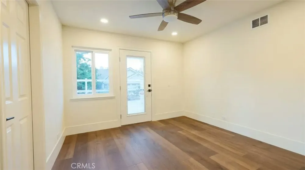 15604 Saddleback Canyon Country, CA 91387