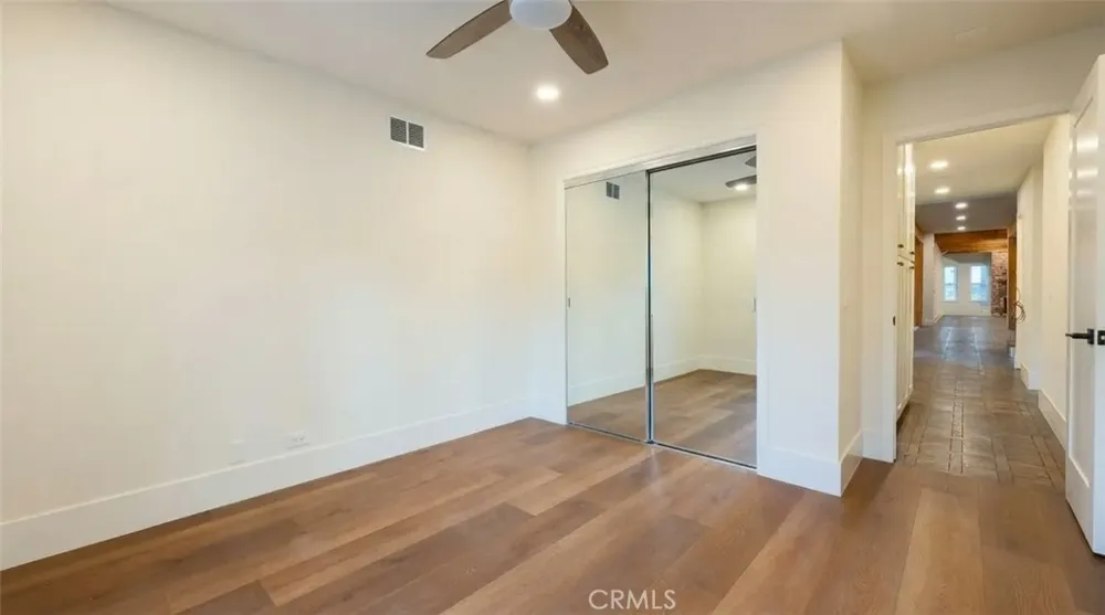 15604 Saddleback Canyon Country, CA 91387
