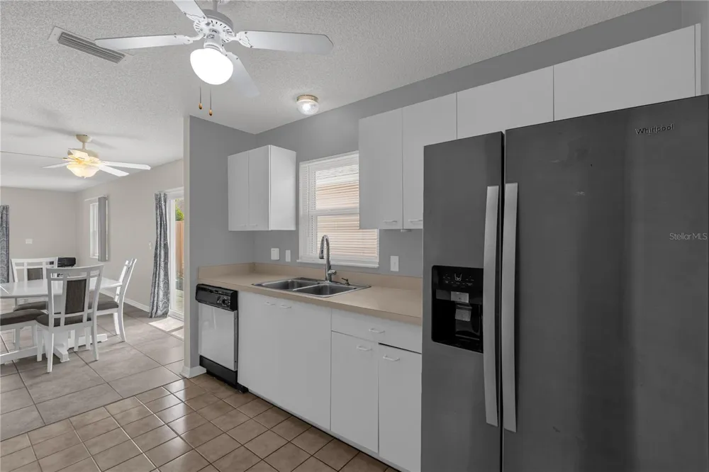 805 SAN CARLOS COURT Lady Lake, FL 32159