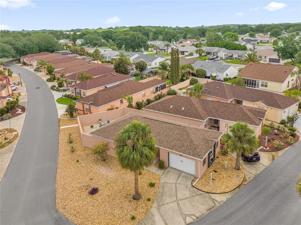805 SAN CARLOS COURT Lady Lake, FL 32159