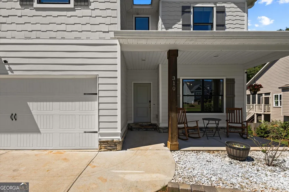310 Wooded Glen LN Carrollton, GA 30117
