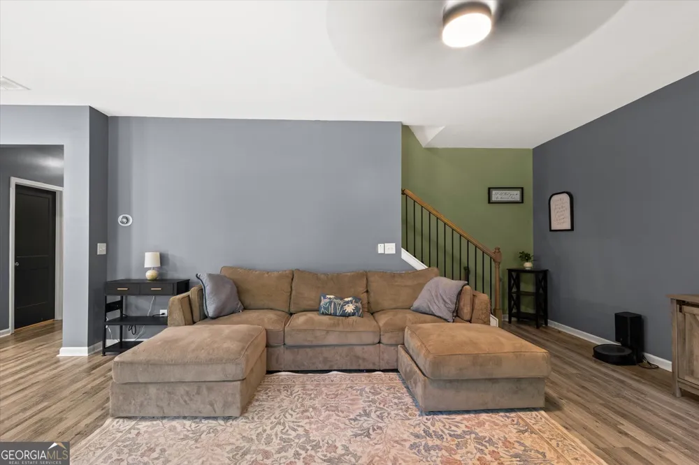 310 Wooded Glen LN Carrollton, GA 30117