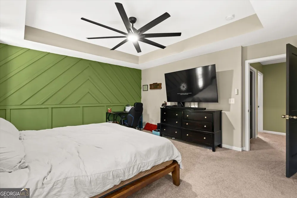 310 Wooded Glen LN Carrollton, GA 30117