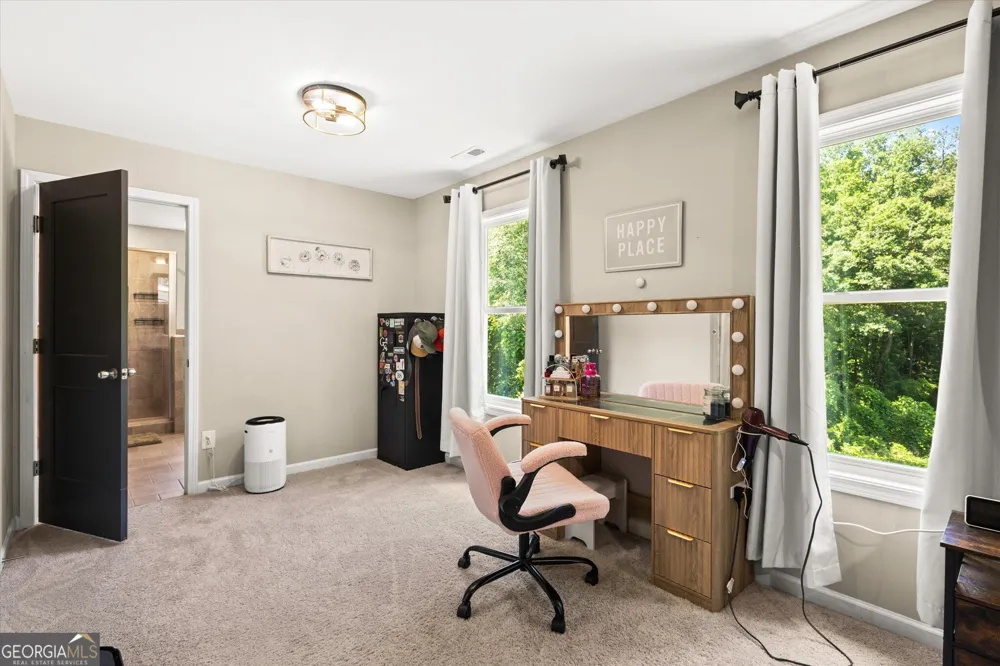 310 Wooded Glen LN Carrollton, GA 30117