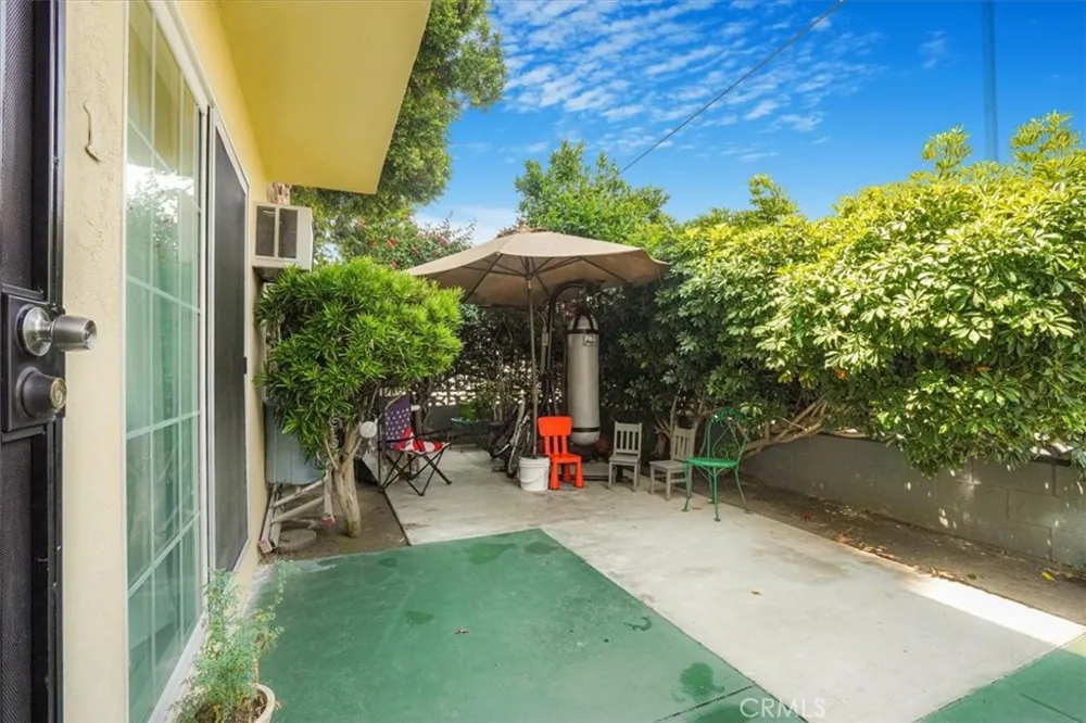 6904 Radford Avenue #1 North Hollywood, CA 91605