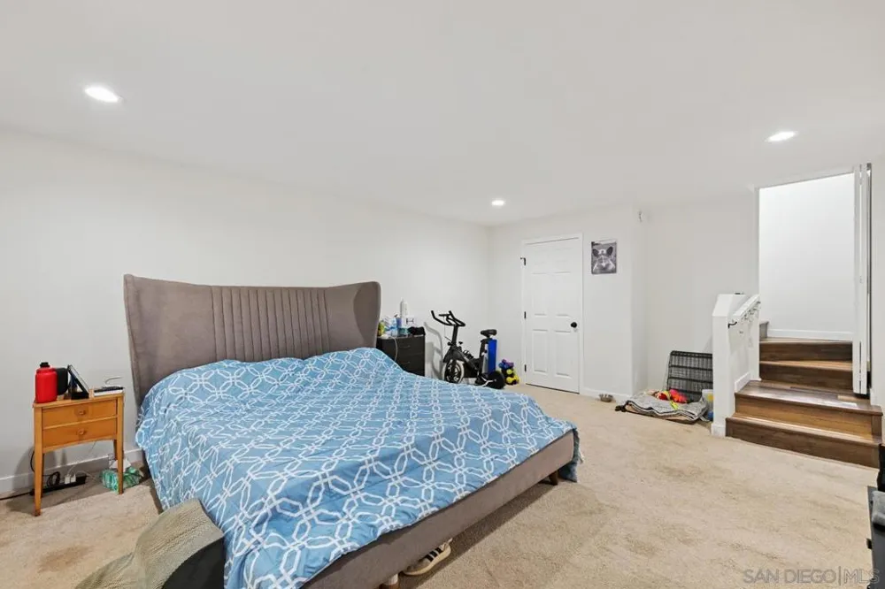 402 Silverbrook Dr. El Cajon, CA 92019