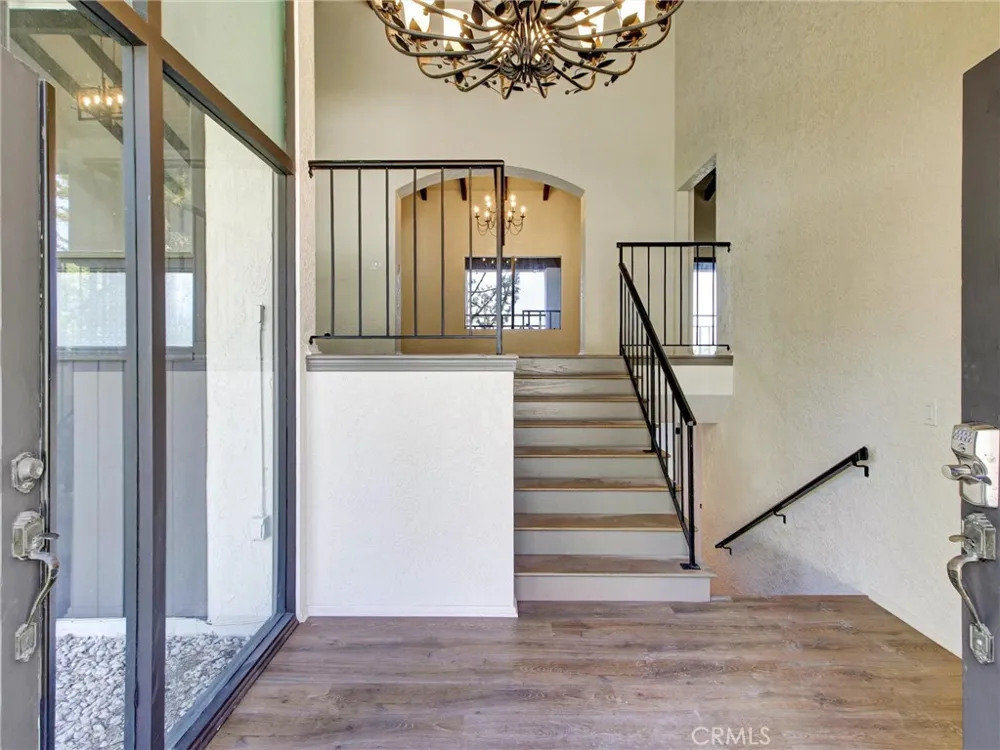 2801 Palos Verdes W Palos Verdes Estates, CA 90274