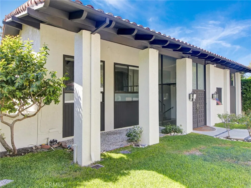 2801 Palos Verdes W Palos Verdes Estates, CA 90274