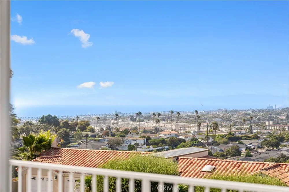 444 Via El Chico Redondo Beach, CA 90277
