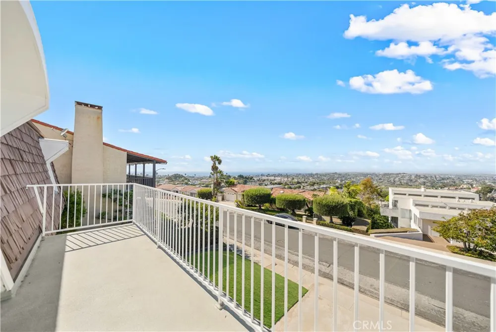 444 Via El Chico Redondo Beach, CA 90277