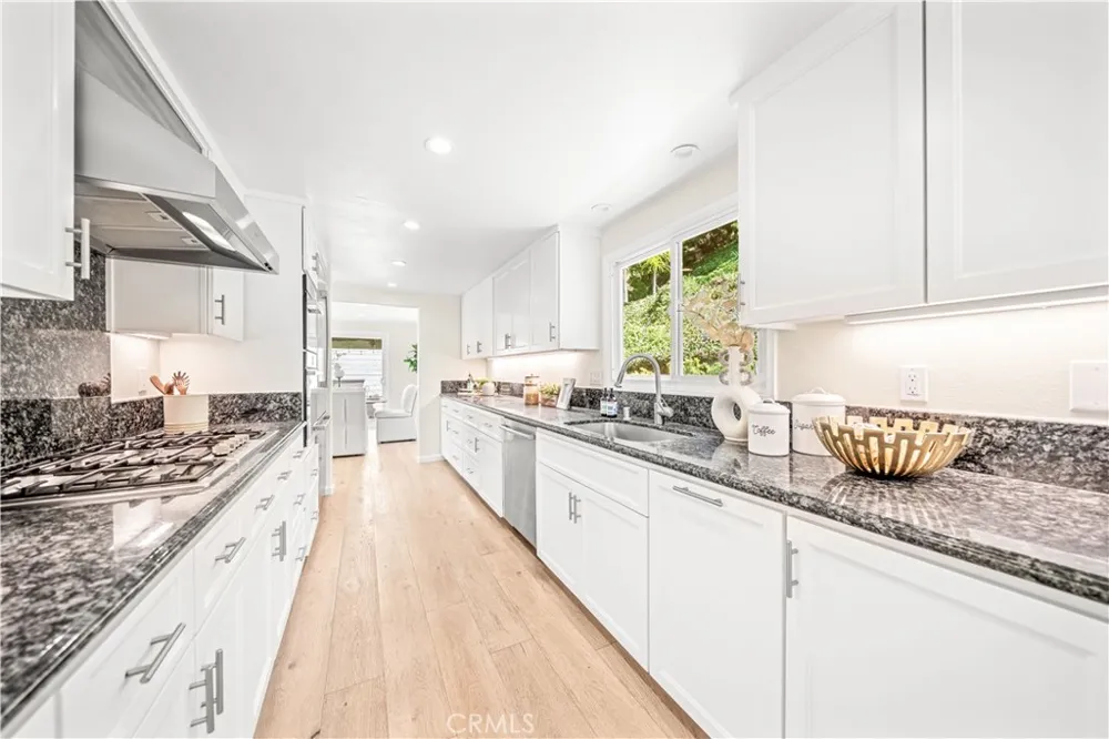 444 Via El Chico Redondo Beach, CA 90277