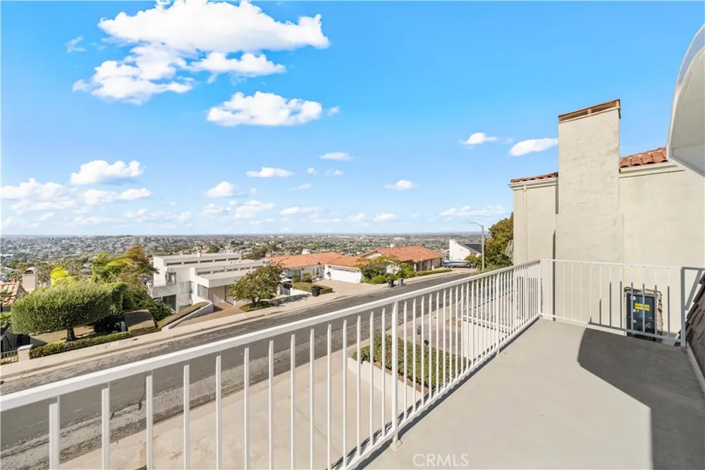 444 Via El Chico Redondo Beach, CA 90277