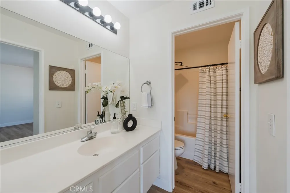 515 E Cypress Anaheim, CA 92805