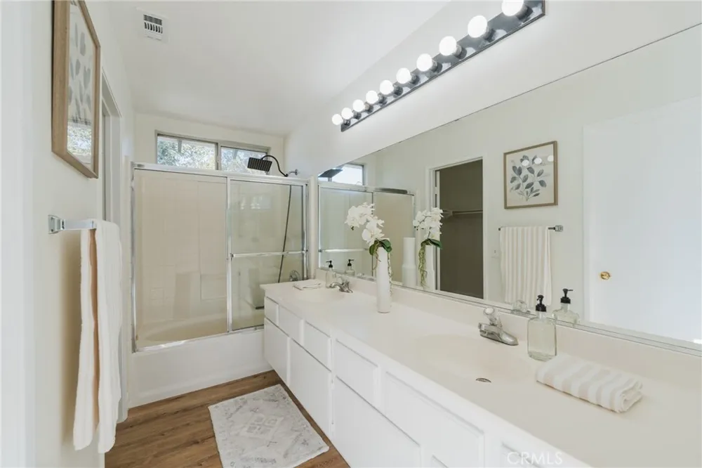 515 E Cypress Anaheim, CA 92805
