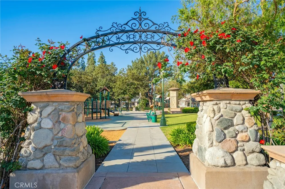 515 E Cypress Anaheim, CA 92805