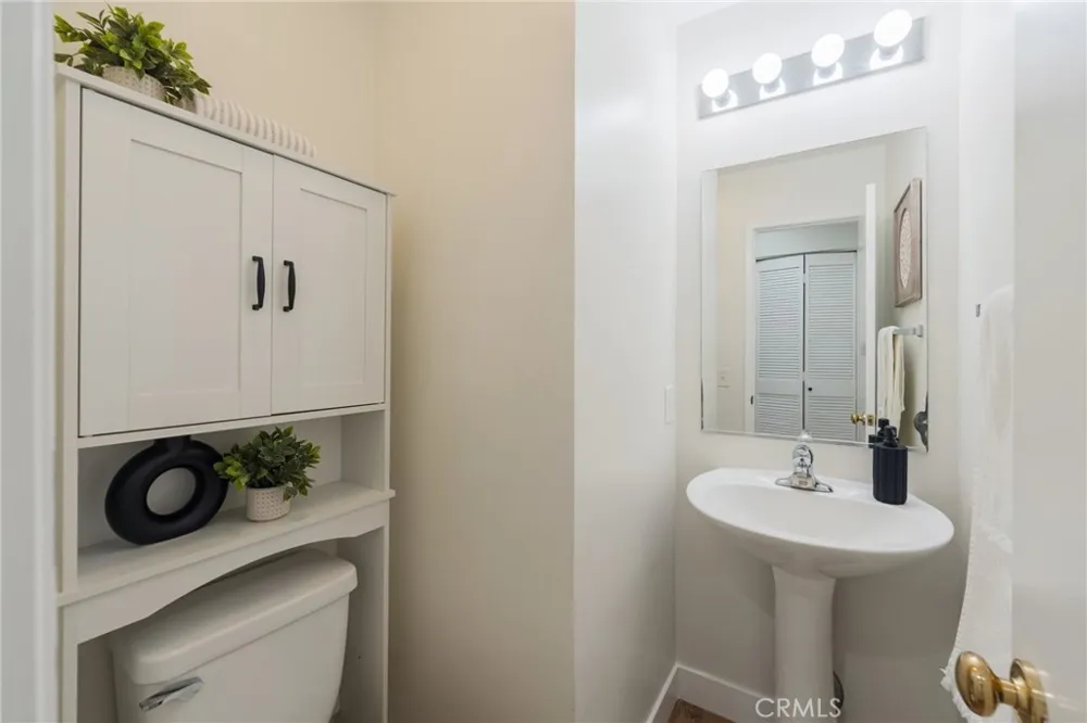 515 E Cypress Anaheim, CA 92805