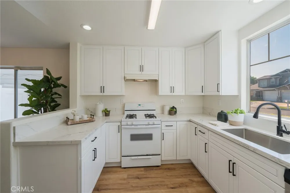 515 E Cypress Anaheim, CA 92805