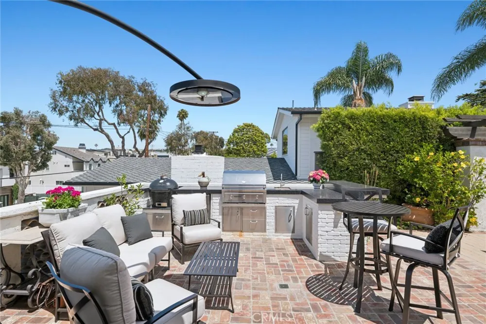 541 Hazel Corona del Mar, CA 92625