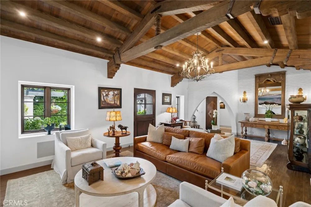 541 Hazel Corona del Mar, CA 92625