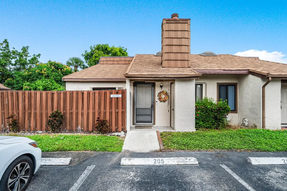 4012 Palm Bay Circle #A West Palm Beach, FL 33406