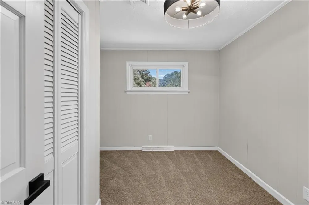 248 Croomcrest Road Asheboro, NC 27205