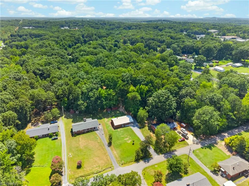 248 Croomcrest Road Asheboro, NC 27205