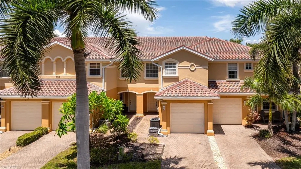 9812 Foxhall Way #5 Estero, FL 33928