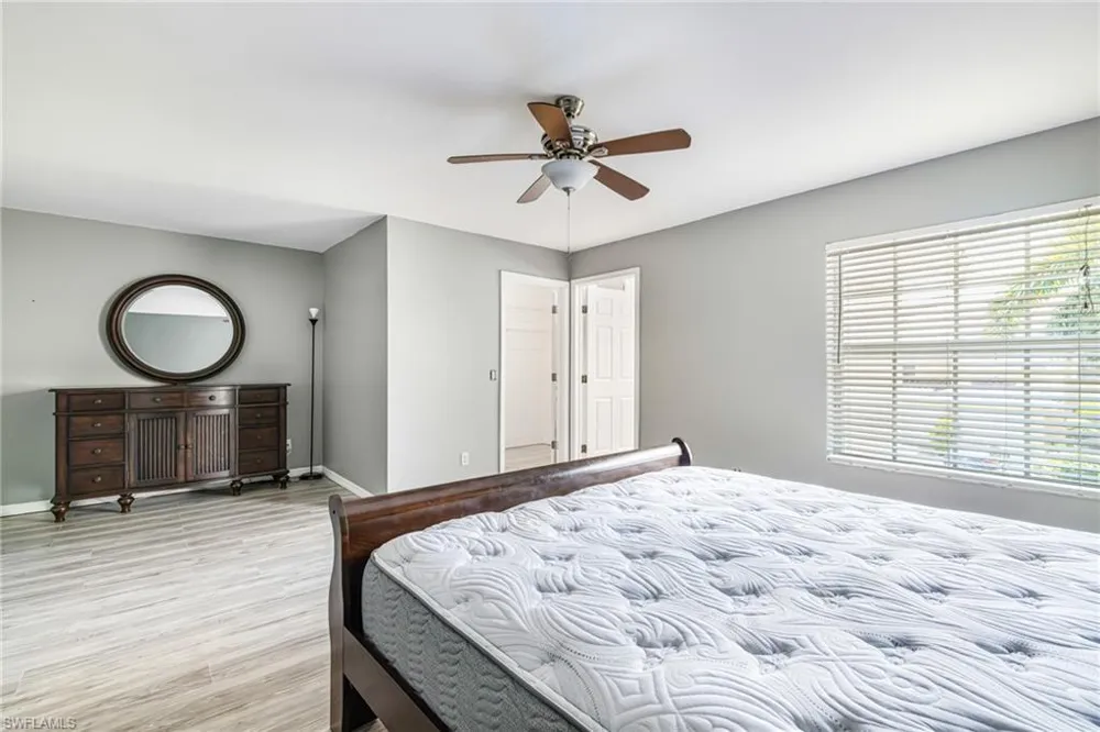 9812 Foxhall Way #5 Estero, FL 33928
