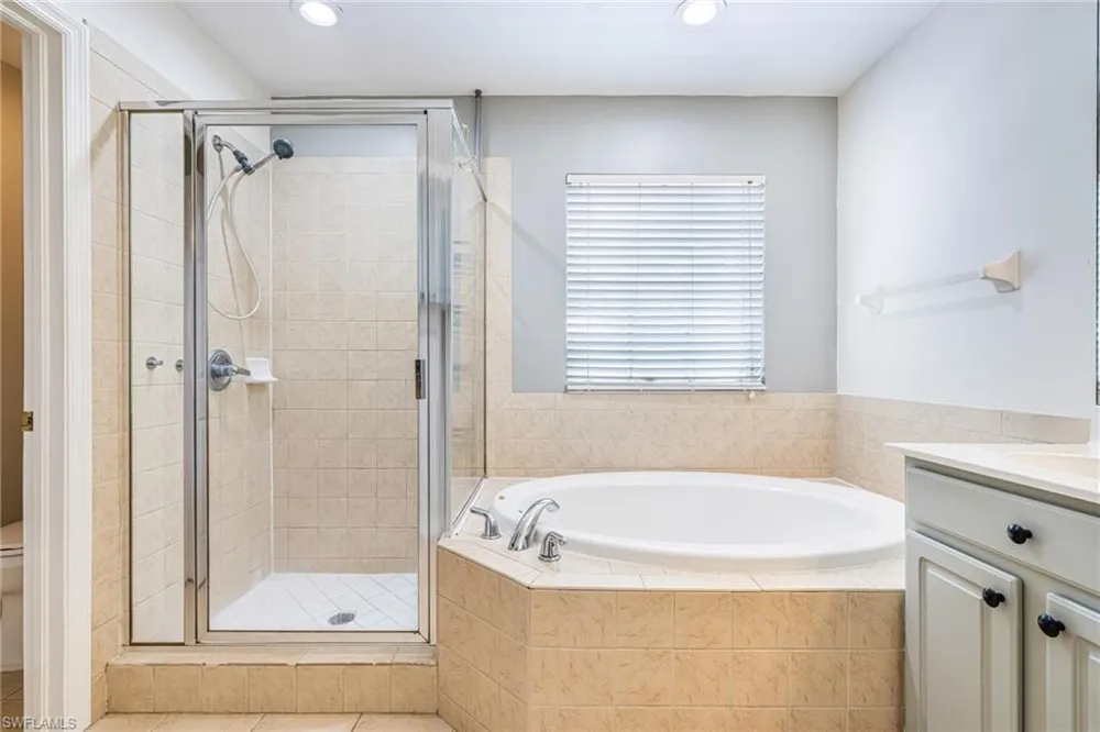 9812 Foxhall Way #5 Estero, FL 33928