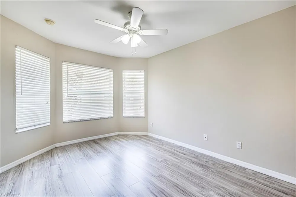 9812 Foxhall Way #5 Estero, FL 33928
