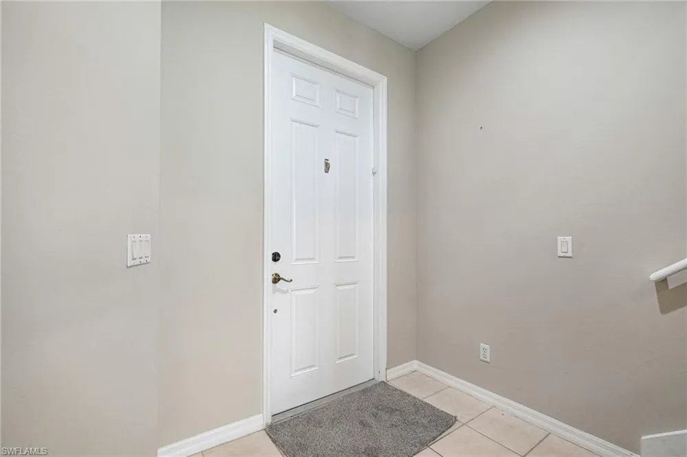 9812 Foxhall Way #5 Estero, FL 33928
