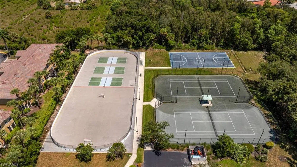 9812 Foxhall Way #5 Estero, FL 33928