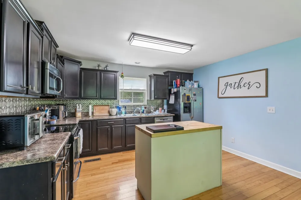 307 Shiloh Ln Smithville, TN 37166