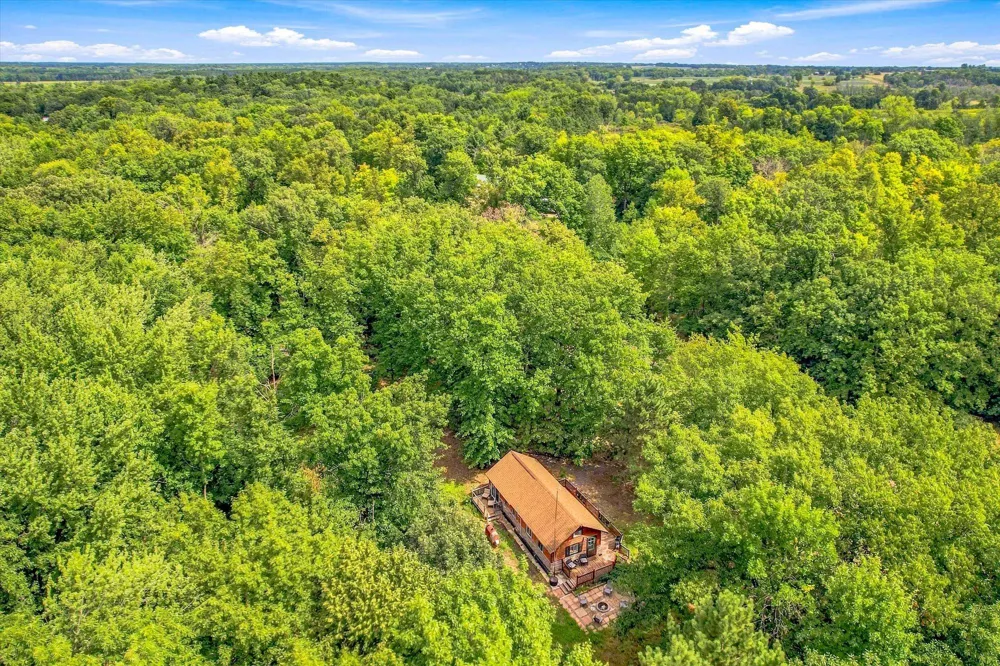 9235 Oakwood Lane Pine City, MN 55063