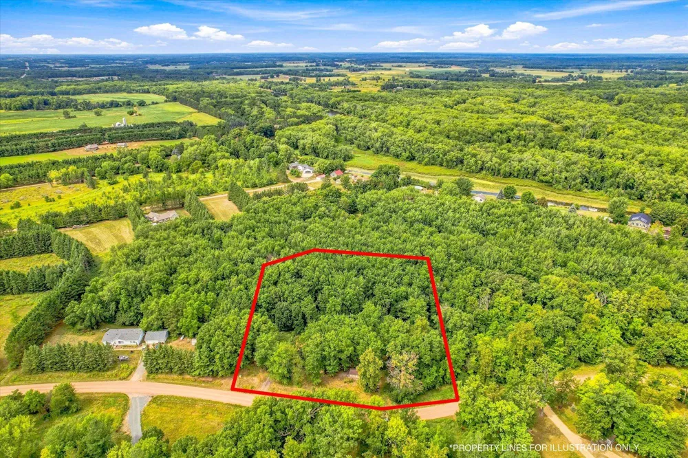 9235 Oakwood Lane Pine City, MN 55063