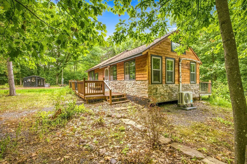 9235 Oakwood Lane Pine City, MN 55063