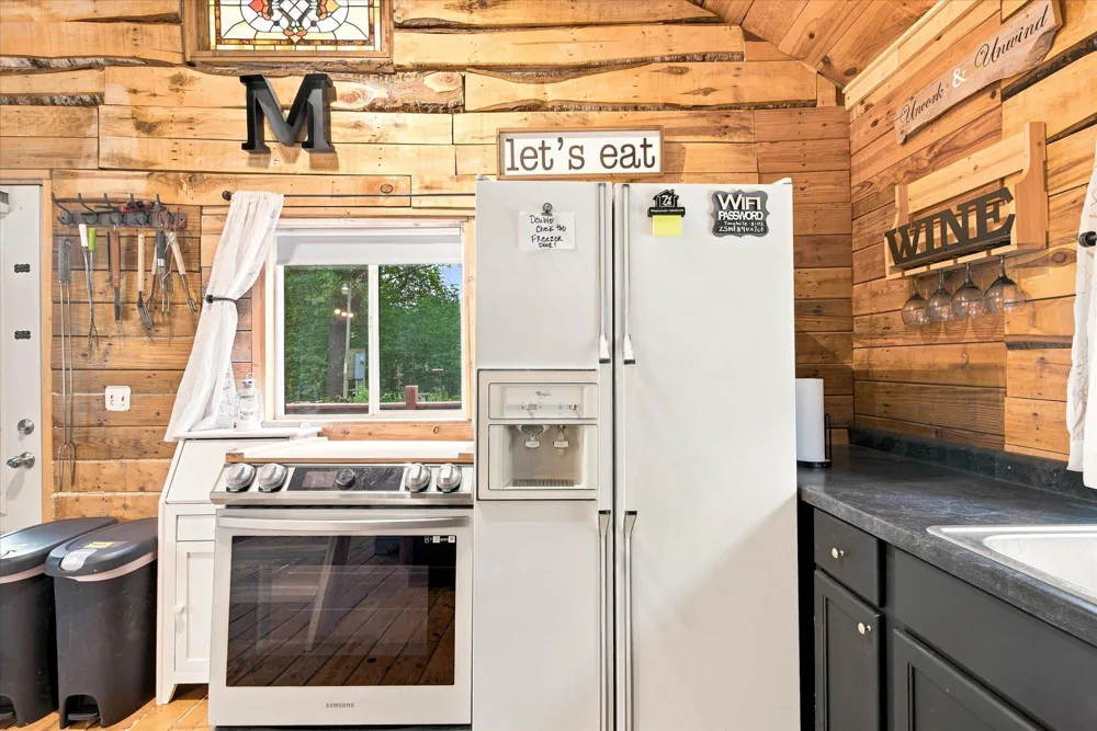 9235 Oakwood Lane Pine City, MN 55063