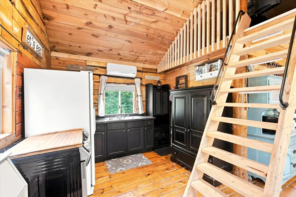 9235 Oakwood Lane Pine City, MN 55063