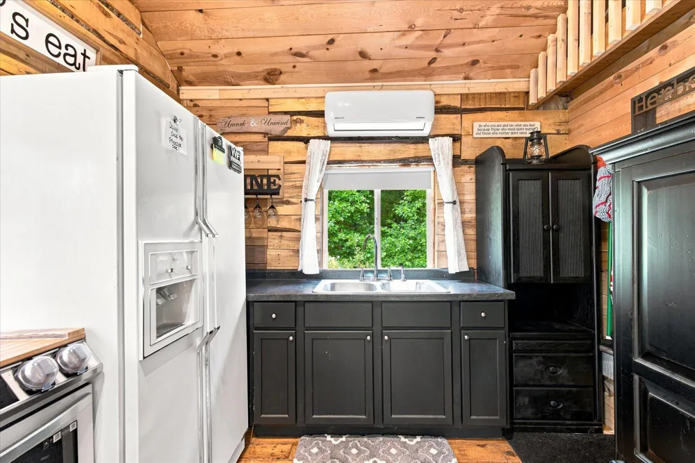 9235 Oakwood Lane Pine City, MN 55063