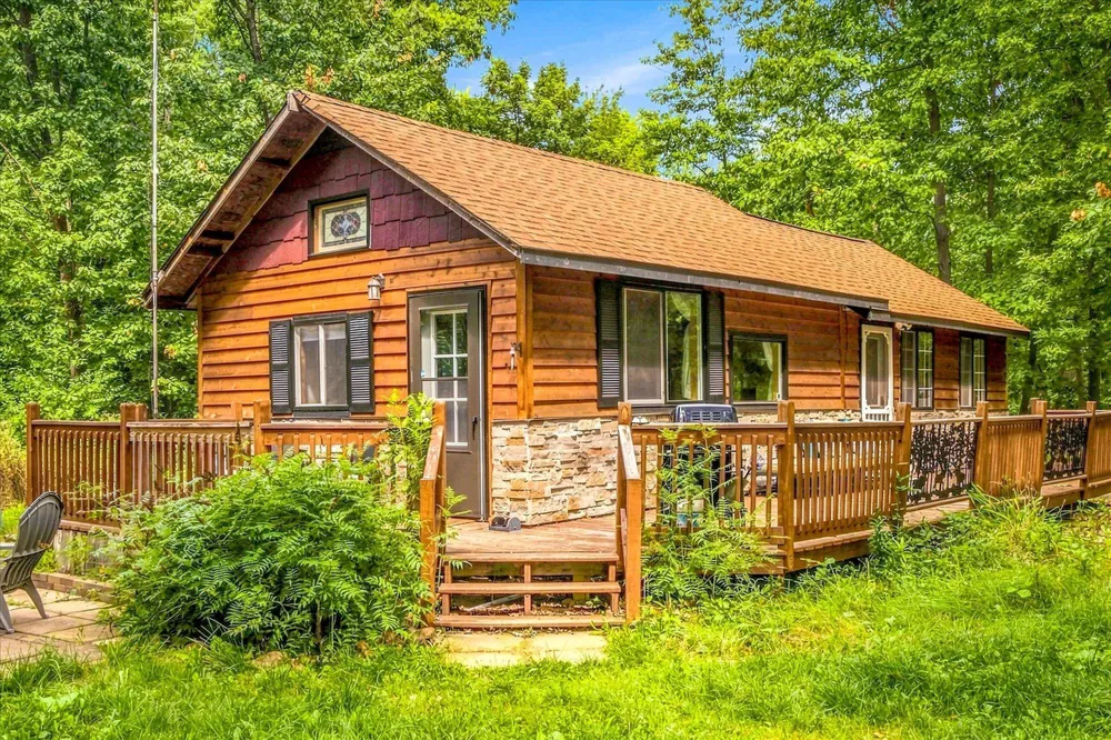 9235 Oakwood Lane Pine City, MN 55063