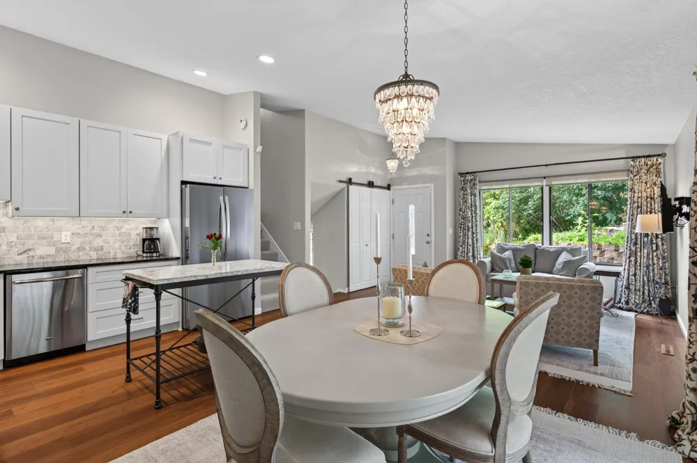 4501 Redwood Circle Minnetonka, MN 55345