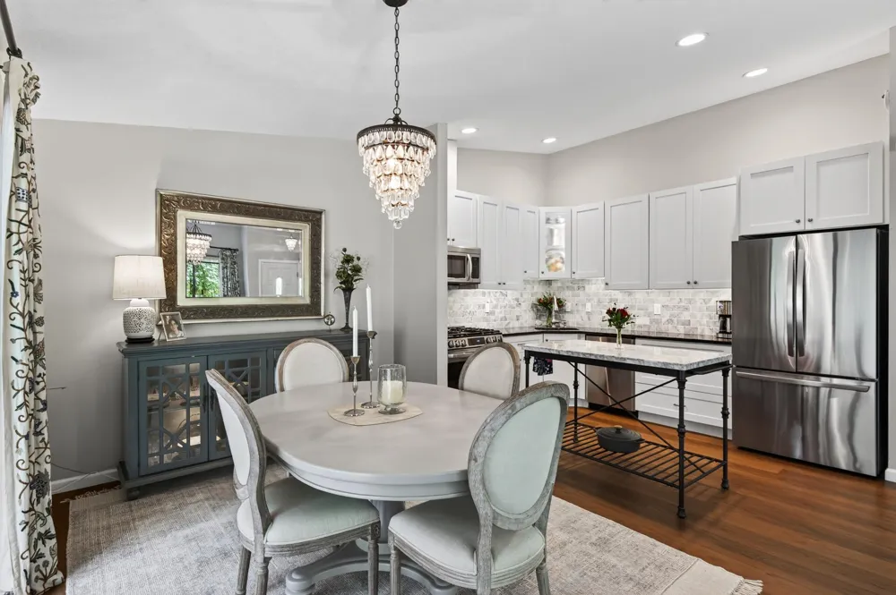 4501 Redwood Circle Minnetonka, MN 55345