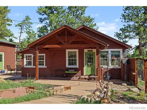 823 University Drive