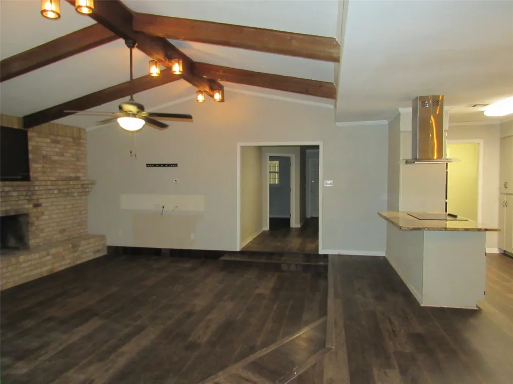 208 Opal Street Hewitt, TX 76643