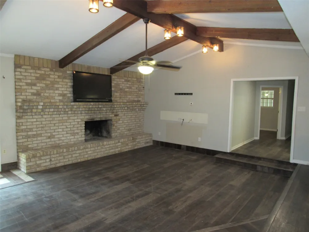208 Opal Street Hewitt, TX 76643