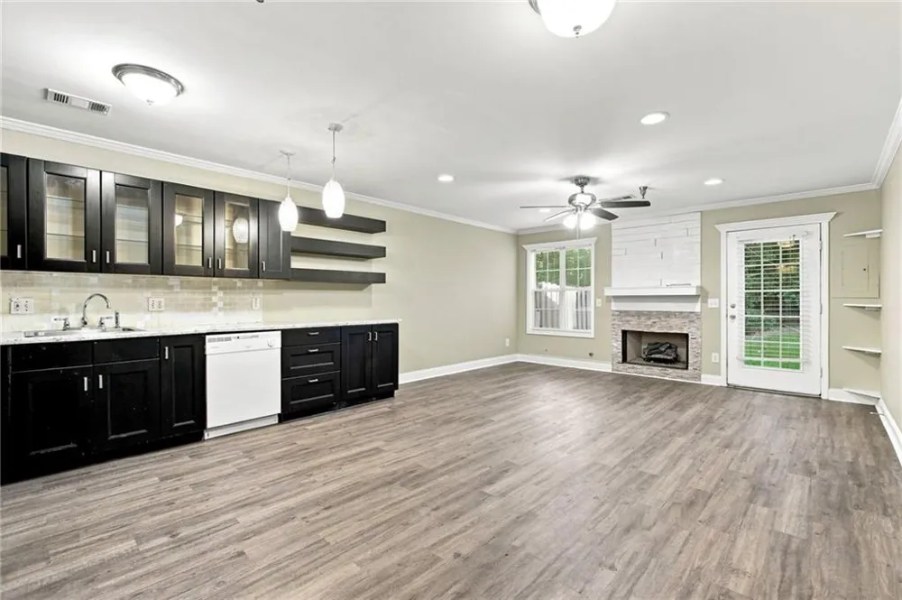 311 Brookside Way Canton, GA 30114