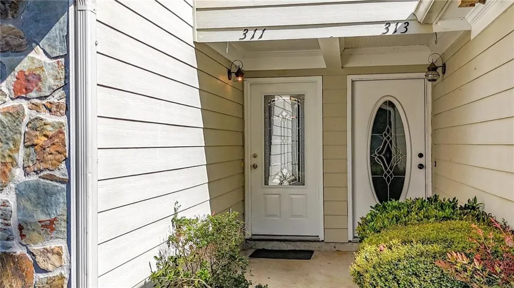 311 Brookside Way Canton, GA 30114