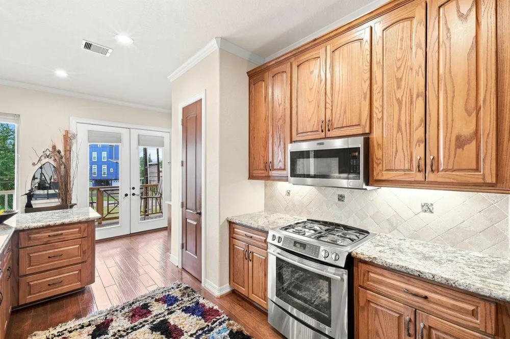150 Rosewood Road Clear Lake Shores, TX 77565